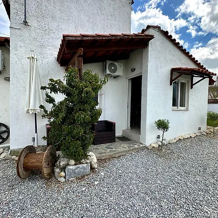 Villa Archontissa *
